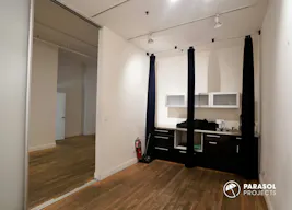 Large Gallery-District Event Space in SoHo - Image 10