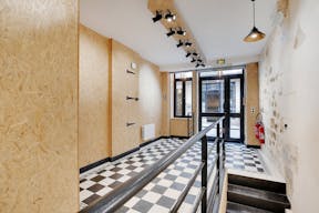 Boutique For Rent Paris Etienne Marcel - Ideal Pop-Up Store / Art Exhibition - Image 0