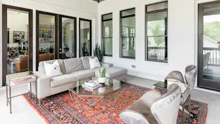 Natural light modern home - Image 2