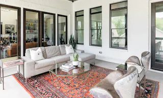 Natural light modern home - Image 2