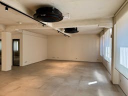 First floor multifunctional showroom and event space in the heart of Porta Venezia, Milan - Image 16