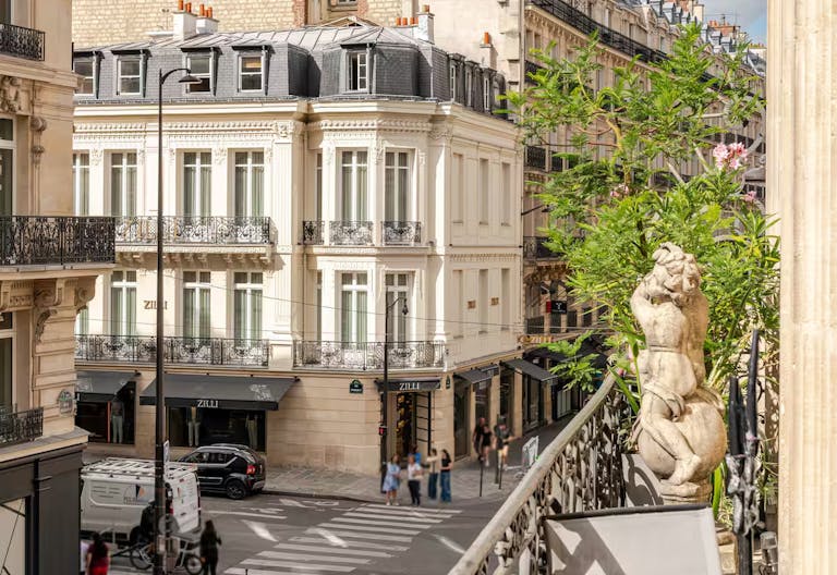 Showroom in Sublime Triangle d'Or - Image 0