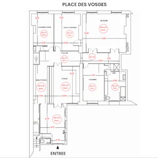 Place Des Vosges - Image 10