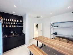 Amazing 300m2 for Showrooms and Events - Image 13