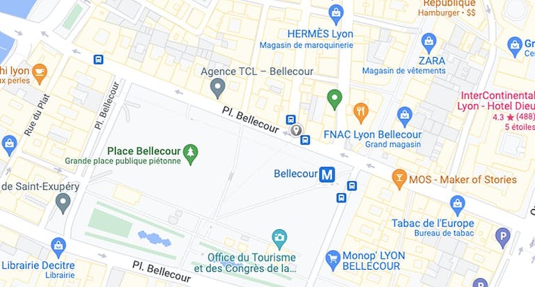 Corner Boutique - Busy Environment - Lyon 2nd - Image 3