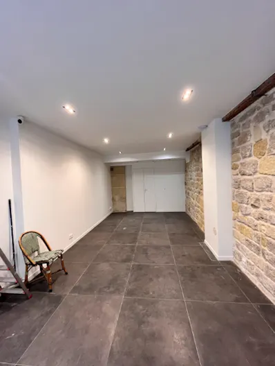 Boutique éphémère - Pop up store - Rue de la verrerie  - Image 2