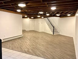 Biddeford Boutique Space - Image 2