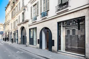 Saint Gilles Pop Up Boutique - Image 1