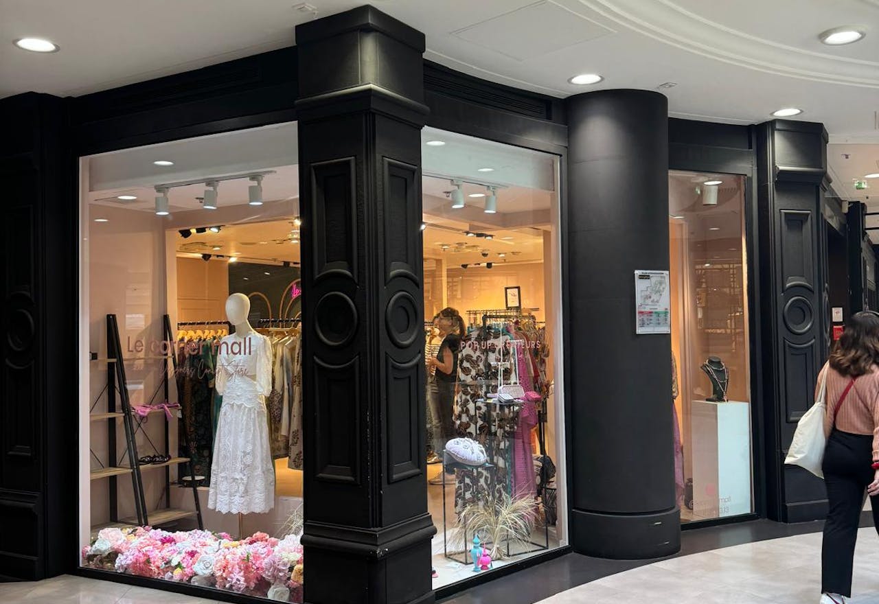 Perfect pop up store in Paris XVI PASSY - Image 2