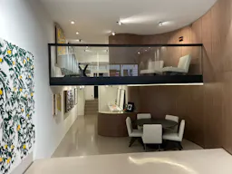 Galerie d'art contemporain atypique - Image 2