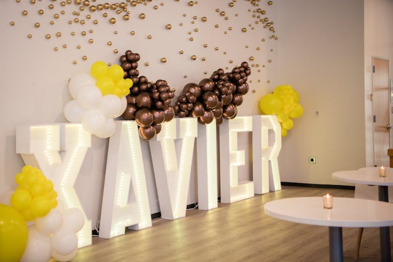 Bright and Modern Coffee Shop with Outdoor and Event Space in Downtown Dallas - Image 3