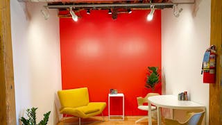 Sunny Creative Space in Tazewell - Image 4