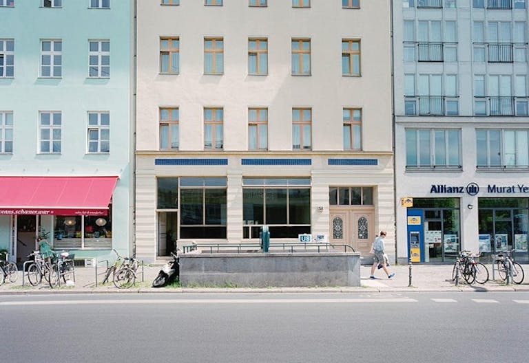 Flexible Industrial Event Space & Gallery in Berlin’s Creative Quarter: Moritzplatz, Kreuzberg - Image 1