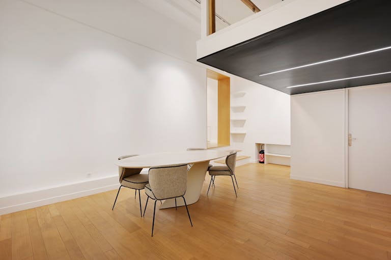 Une galerie confidentielle avec une adresse remarquable - Image 0