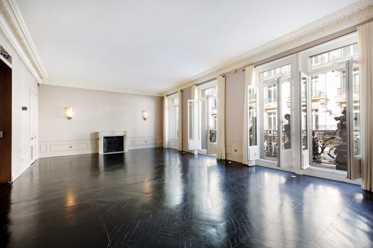 Showroom in Sublime Triangle d'Or - Image 3