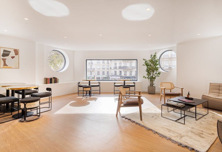 Coworking au c?ur du 9�me arrondissement de Paris - Plateau privatif 120 postes - Image 3
