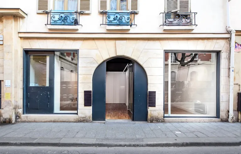 Saint Gilles Pop Up Boutique - Image 0