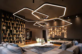 Exclusive venue located in the heart of Milan’s Montenapoleone District - Image 9