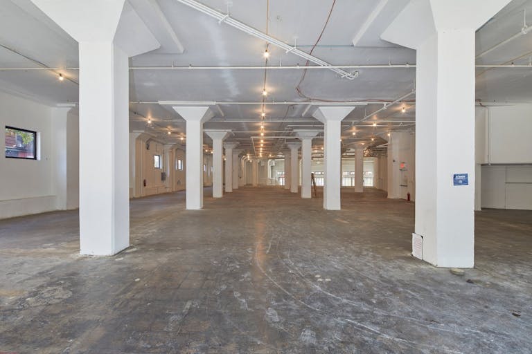 Unique open floor plan - Image 0