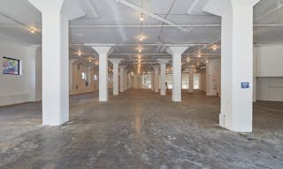 Unique open floor plan - Image 0