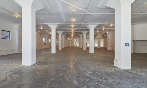 Unique open floor plan - Image 0