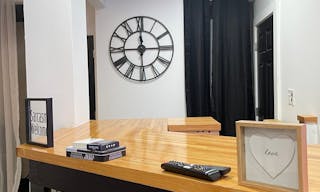 Quaint Meeting Space in Essex County - Image 2