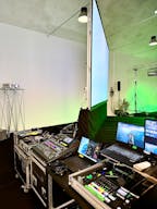 Versatile 600 sqm Ex-Industrial Space in Fashion's Heart - Image 4