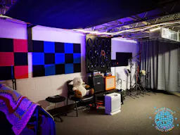 Grande River Disco Studio Photo Lounge & Recording Studio - Image 9