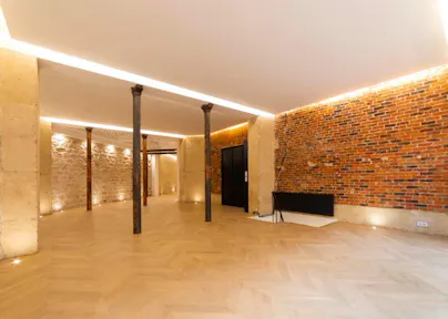 Chic Event Space In Marais - Image 0