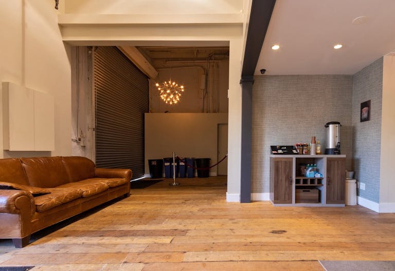 Chic, open loft for film shoots and events! - Image 1