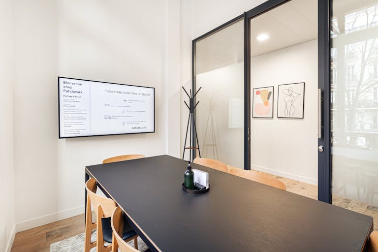 R�publique - Salle de r�union 6 personnes (RE137) - Image 1