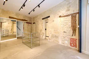 Galerie Boutique Turenne - au coeur du Marais - Image 6