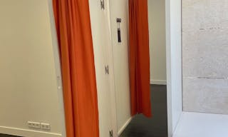 Jolie Boutique � Saint-Germain-des-Pr�s - Image 4