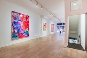 Wonderful Gallery in Bustling Lower East Side - Image 8