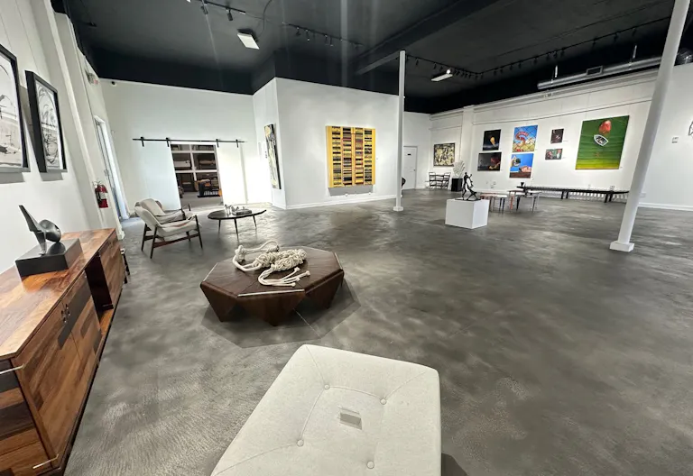 Stylish Art Gallery in Miami - Perfect for Events & Exhibits Near Design District - Image 1