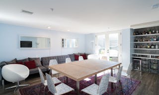 Stunning Art Deco Suite - Image 0