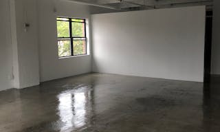 Beautiful Art Gallery in Queens - Image 4