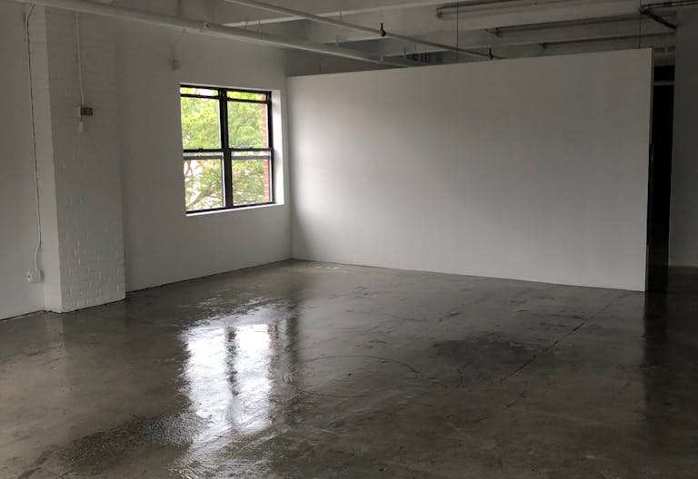 Beautiful Art Gallery in Queens - Image 4