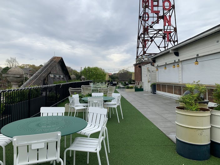 A beautifully designed space exuding vintage charm with a modern twist - Image 0