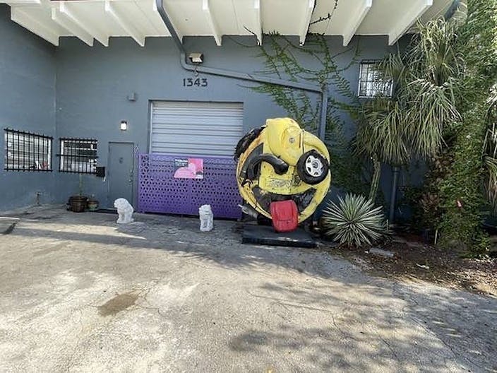 Inspire Your Art: Shared Spaces for Creative Minds in North Miami" - Image 4