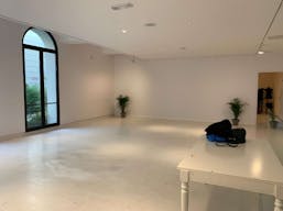 400m2 Showroom - Image 5