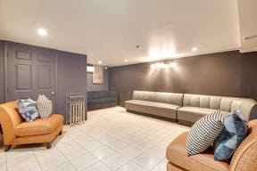 Licensed Bar Space in Crown Heights - Image 6