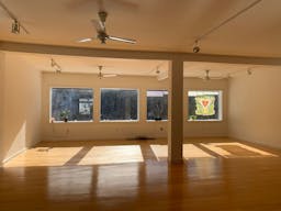 Bright and Open Hudson Valley Studio - Image 7