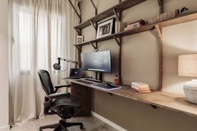 Live like a local in Paris, work like a pro - Image 1