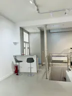 ESPACE DOUBLE NIVEAU – MARAIS – 140 M² – VITRINE SUR RUE – IDEAL FASHION WEEK & ÉVÉNEMENTS - Image 7