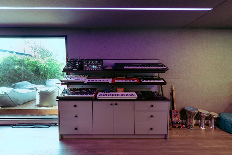 Fully Supported State-of-the-Art Creative Incubator In Los Angeles - Image 4