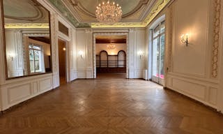 hotel particulier en plein coeur de Paris avec Jardin - Image 5