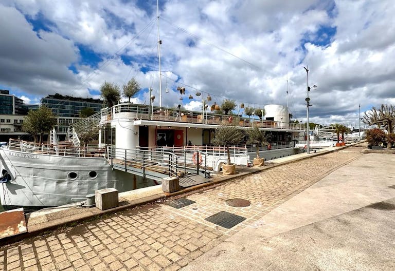 Belle p�niche surplombant la Seine ! - Image 0