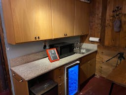 Old-School Funky Recording Studio now turned Acting School - Image 12