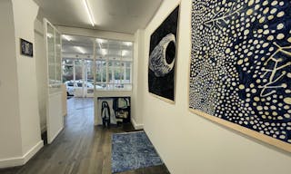 Spacious and bright Gallery Space - Image 5